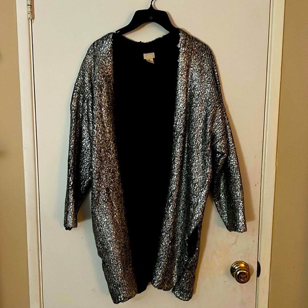 Silver painted sweater with pockets, open front. Perfect  for the holidays.